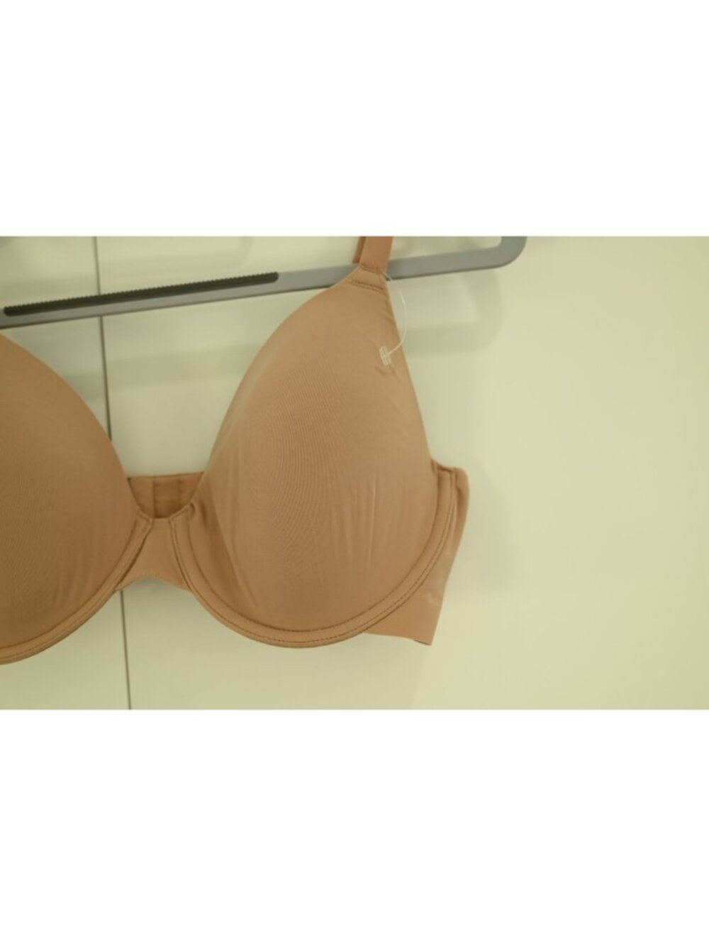 Wacoal Comfort First T-Shirt Bra Sz 34DD Tan Underwire Full Coverage 853339 - Picture 4 of 6